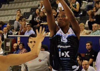 Astou Traore une